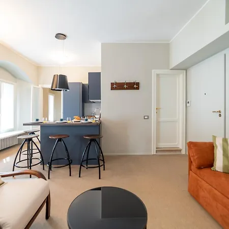 Luxury Brera - Centro Apartment *